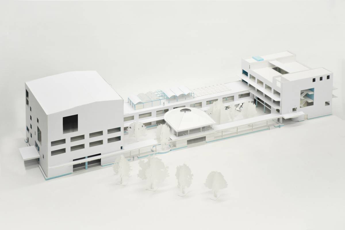 Van Praet V+ architecture